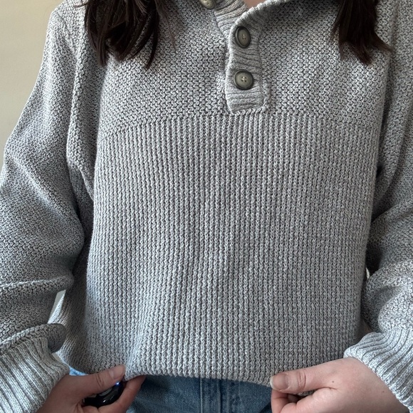 G.H. Bass & Co. Light Gray Cowl Neck Sweater - Picture 2 of 8